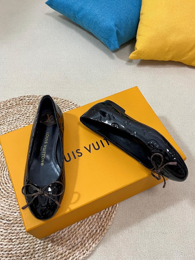 LV flat shoes